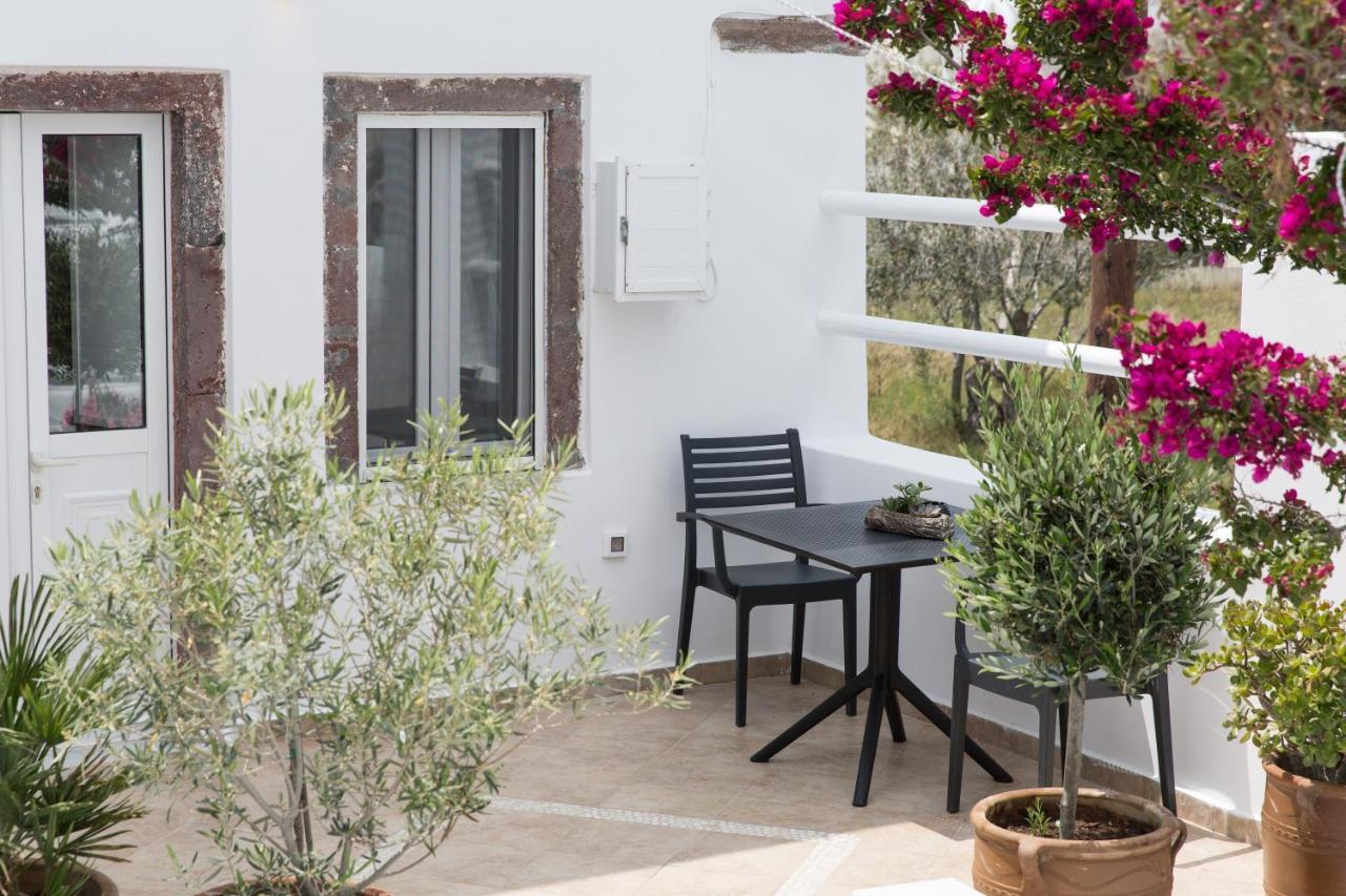 Captain'S House Suites Vóthon 外观 照片