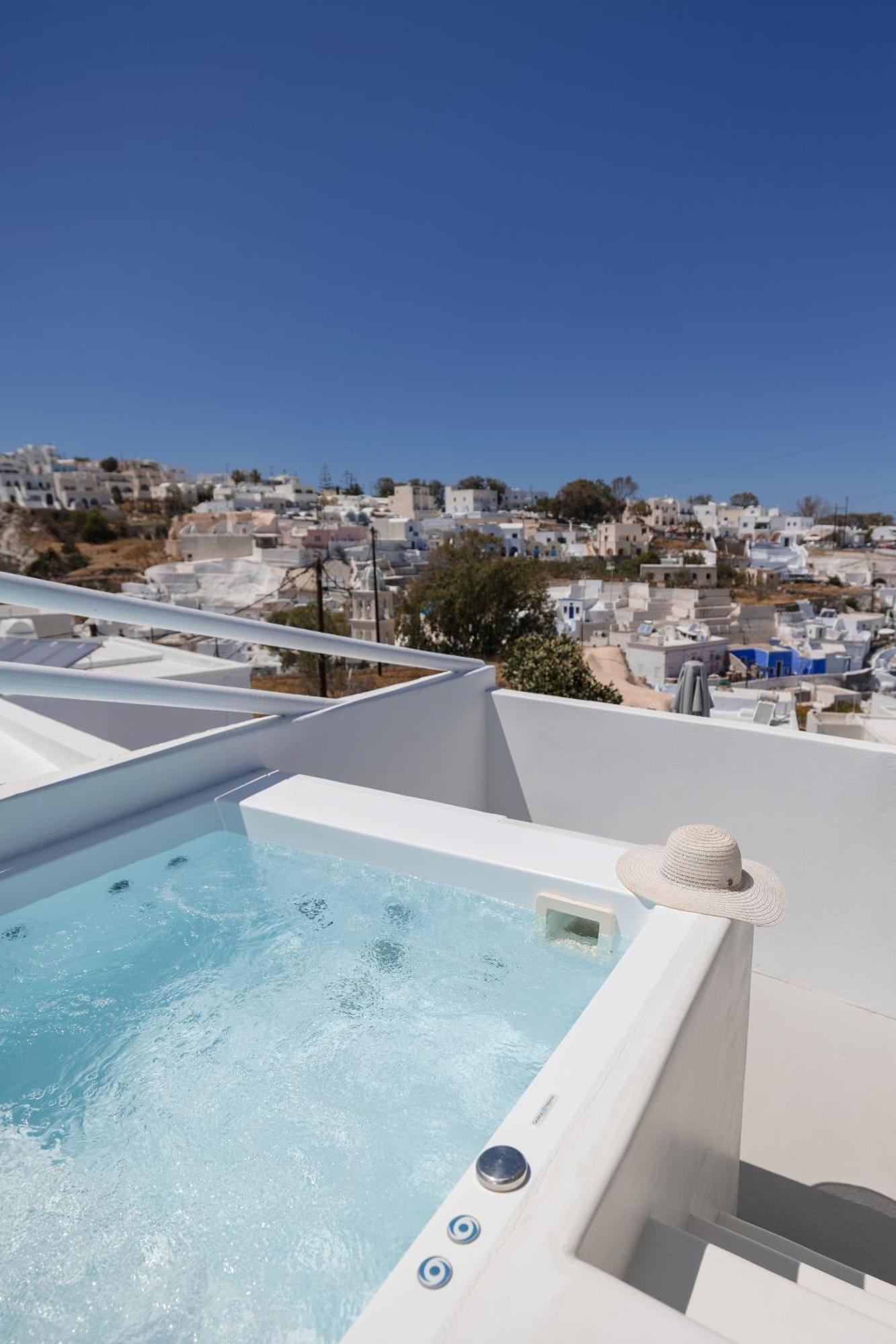 Captain'S House Suites Vóthon 外观 照片