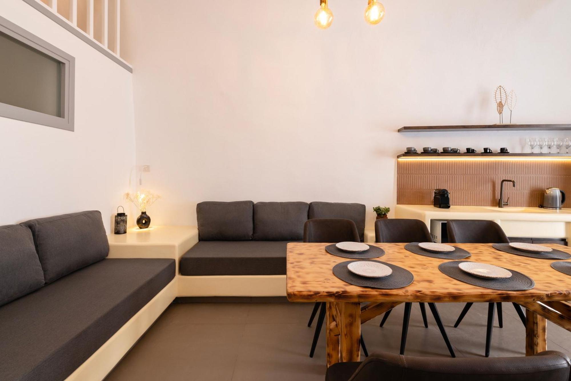 Captain'S House Suites Vóthon 外观 照片
