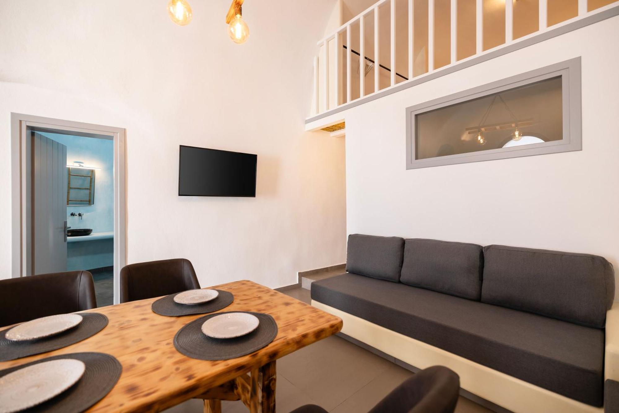 Captain'S House Suites Vóthon 外观 照片